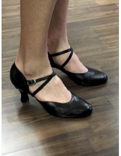 TT Madonna black 7.5cm 2