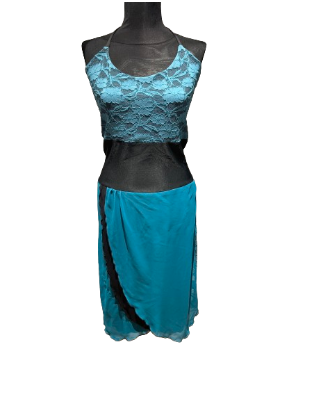 Beautiful tango dance dress in teal green stretch lace material with flounce back. This dress is an eye-catcher.