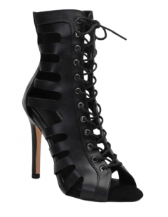 Tanzschuhe für den Heel-Kurs in Zürich – stilvoll und bequem