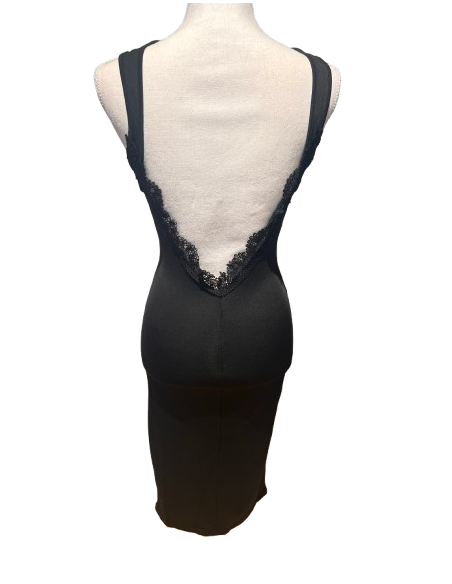 Abito da ballo in materiale elasticizzato in nero dosso nudo per il tango.