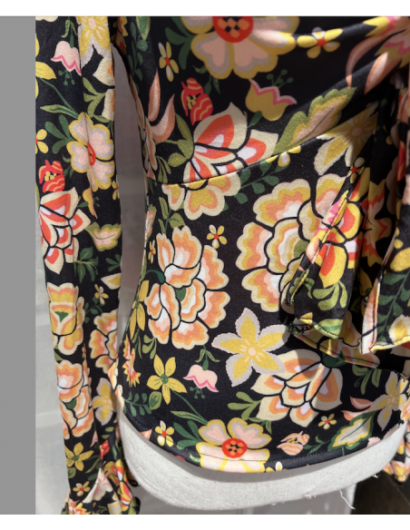 Top a maniche lunghe floreale Frida Kahlo design