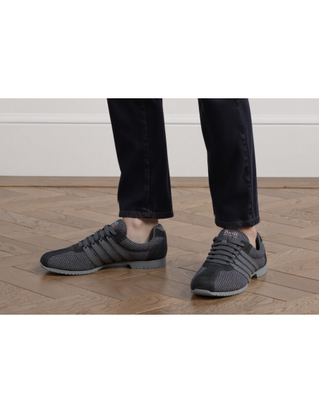 Black dance sneaker VeryFine VFSN018 for salsa, linedance and dance workshops