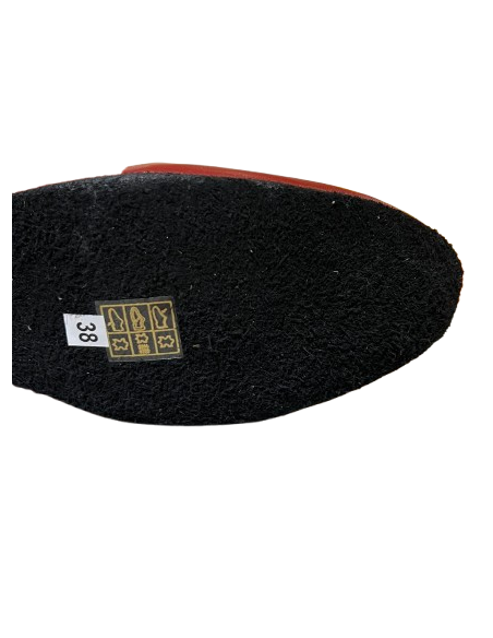 Bottines rouges tendance pour la linedance - Veryfine Dance Shoes Zurich