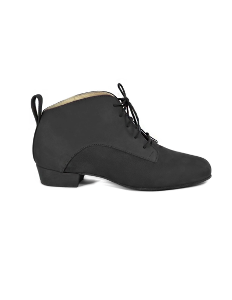 Dance Shoes Zurich | Madame Pivot Wilma black | Elegant comfort