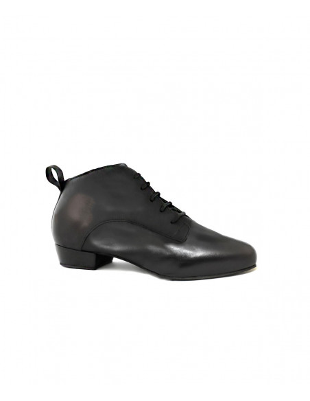 Dance Shoes Zurich | Madame Pivot Wilma black | Elegant comfort