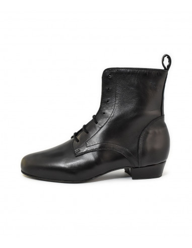 Dance Shoes Zurich | Madame Pivot Freddie | Elegant comfort
